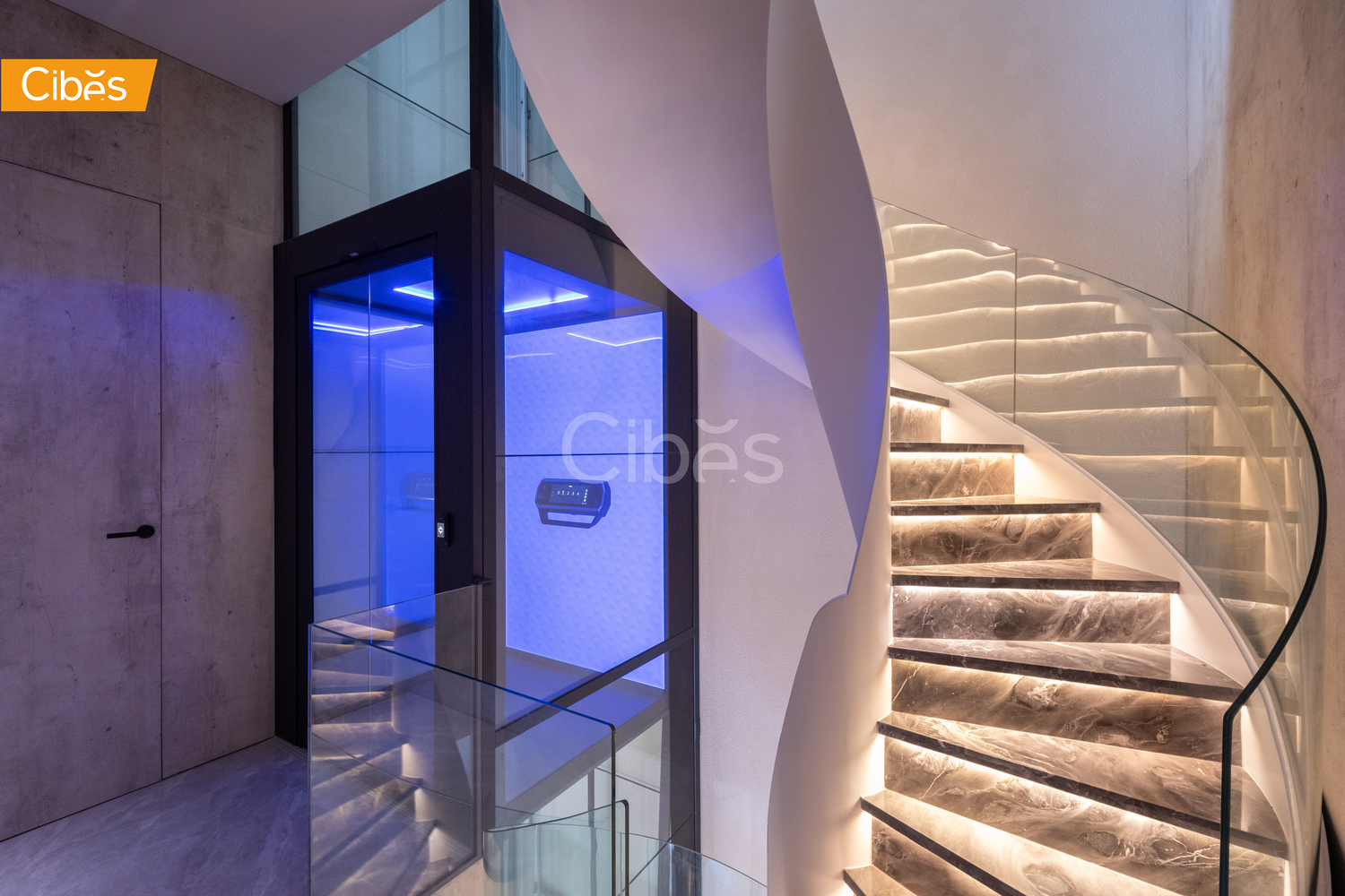 Trần cabin thang máy với loại đèn chiếu trực tiếp có đặc điểm dễ sửa chữa